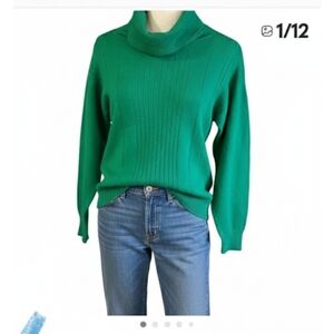 Vtg.Pendleton women's green turtleneck pullover sweater 100% Virgin wool size s